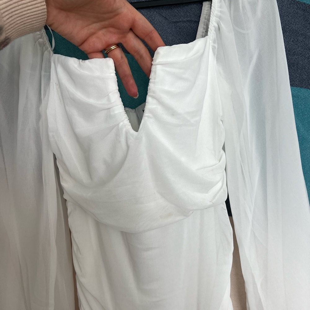 BRIDAL/BACH/RECEPTION DRESS - Picture 3 of 7